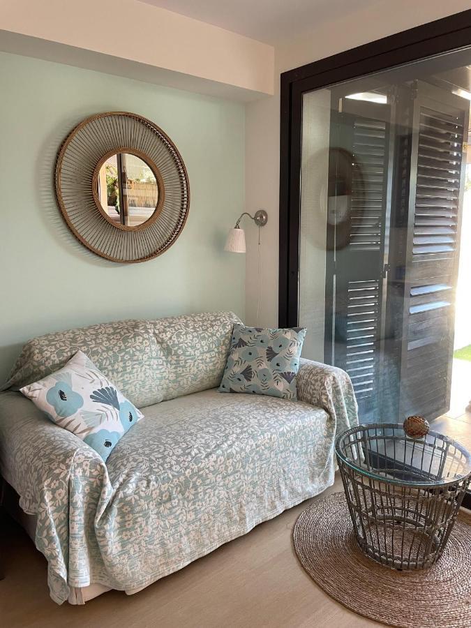 Beach Flat With Garden Castelldefels Buitenkant foto